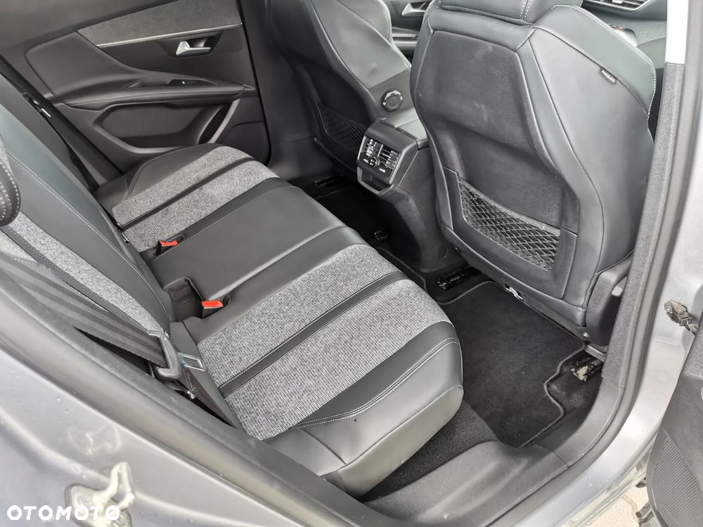 Peugeot 3008 BlueHDi 130 Stop & Start EAT8 Allure Business-Paket - 24