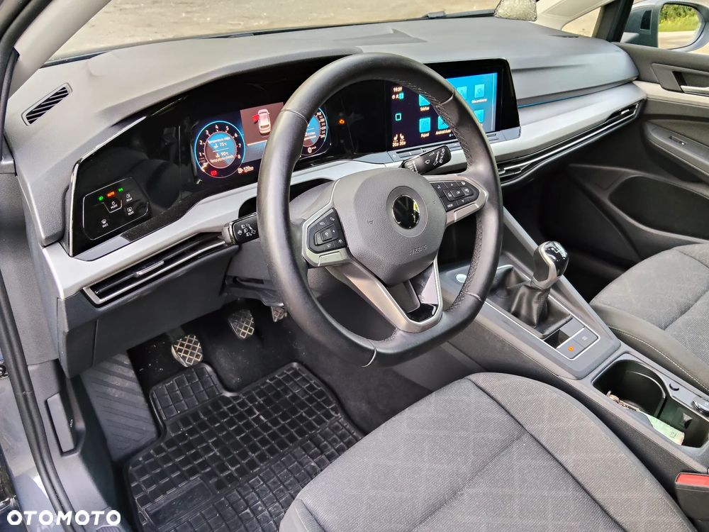 Volkswagen Golf - 17