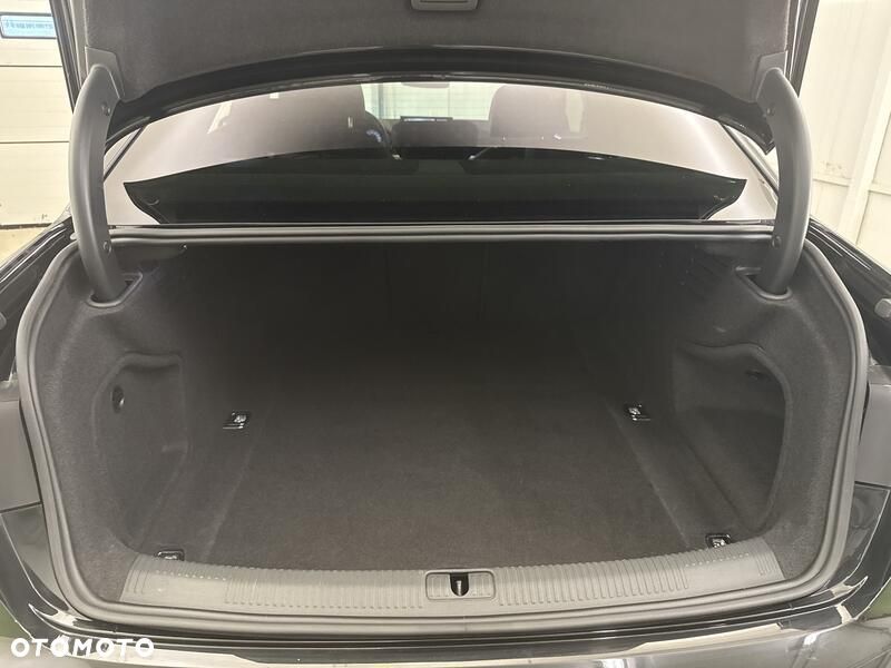 Audi A4 Limousine 35 TFSI mHEV S Line S tronic - 22