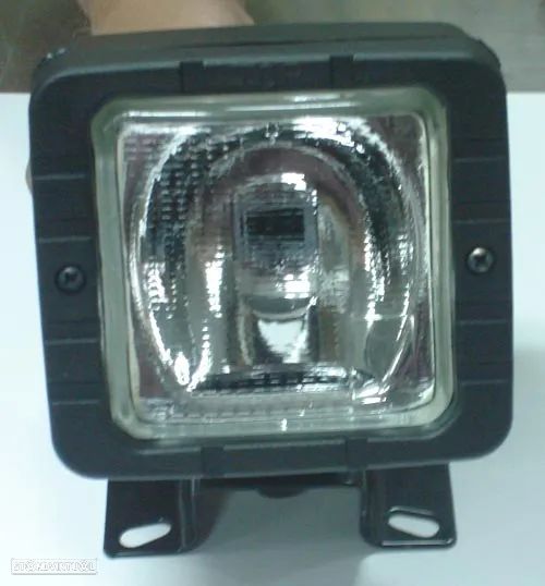 Farol H3 de nevoeiro quadrado 115x104 para jipes trator máquina etc PL723MF - 1