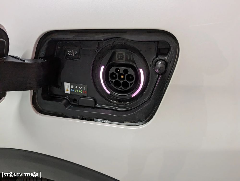 Peugeot 3008 1.6 Hybrid Allure Pack e-EAT8 - 3