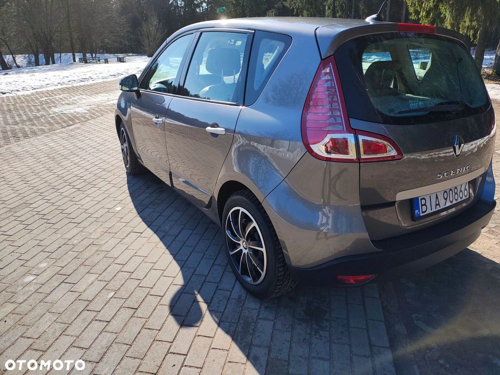 Renault Scenic 2.0 16V Privilege X-Tronic CVT - 7