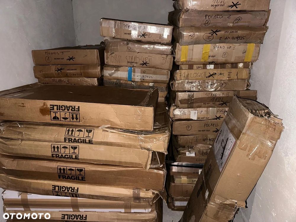 VW CADDY V  Bagażnik rowerowy Menabo SHADOW 2.0 - NA KLAPĘ NA 3 ROWERY DO VW CADDY V 2020- - 9