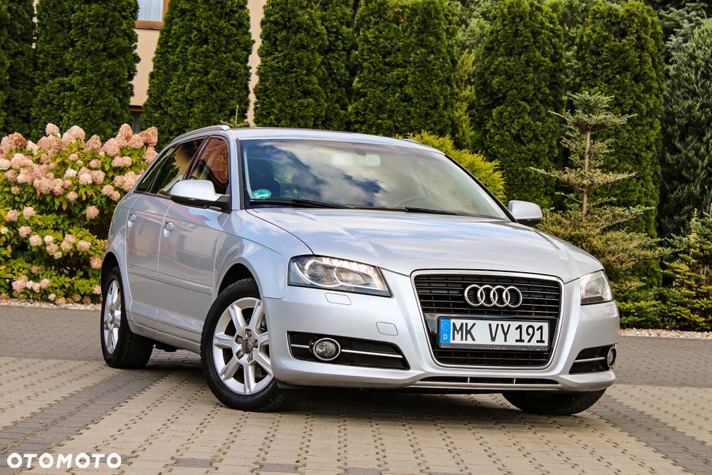 Audi A3 Sportback 2.0 TDI DPF (DSG) S tronic Ambiente - 12