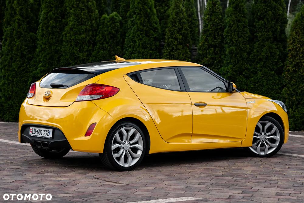 Hyundai Veloster 1.6 Style - 10