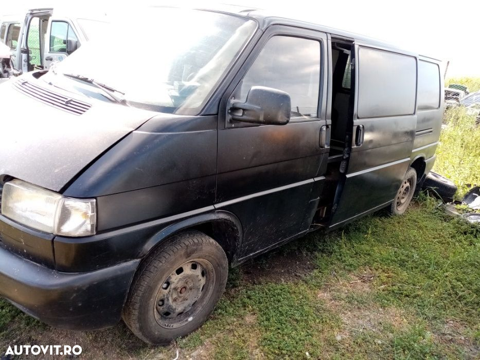 Dezmembrez Volkswagen VW Transporter T4 - 8