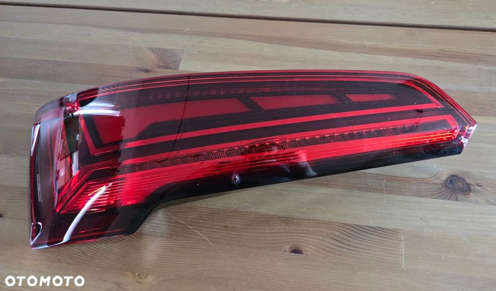 AUDI Q5 80A LAMPA TYŁ LEWA 80A945075B - 2