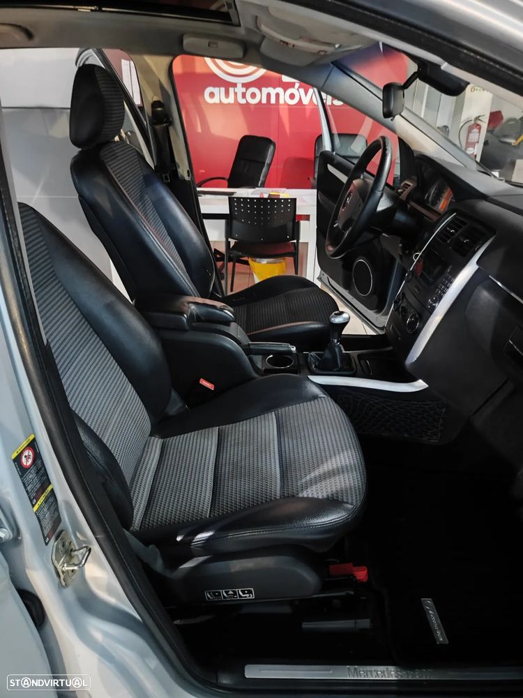 Mercedes-Benz B 200 CDI - 18