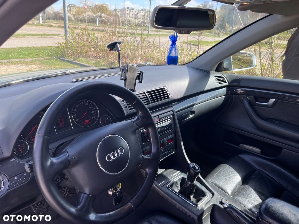 Audi A4 Limousine 1.9 TDI - 8