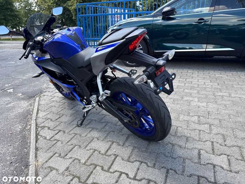 Yamaha YZF - 6