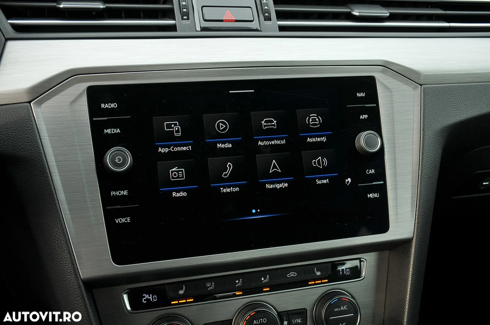 Volkswagen Passat Variant 2.0 TDI DSG (BlueMotion Technology) Comfortline - 26