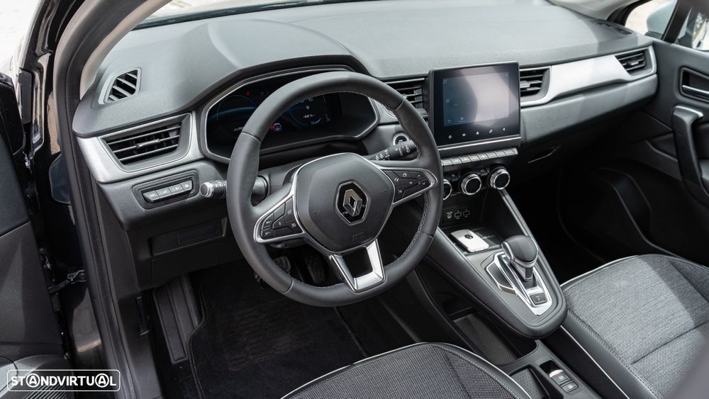 Renault Captur E-TECH 160 INTENS - 9