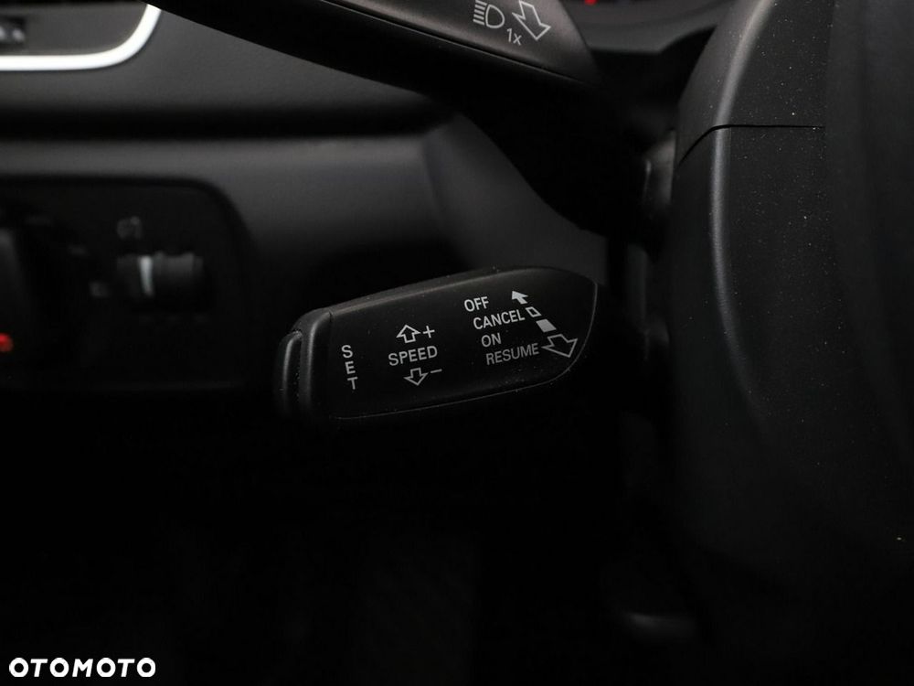 Audi Q3 1.4 TFSI S tronic - 29