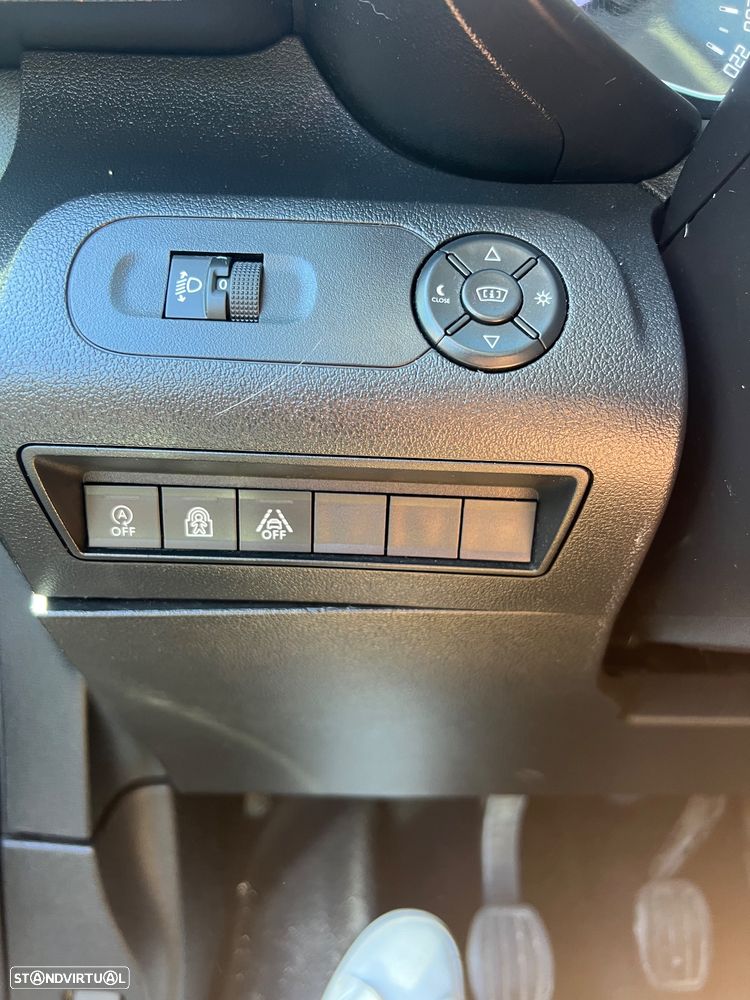 Citroën Berlingo 1.2 PureTech M Feel - 16
