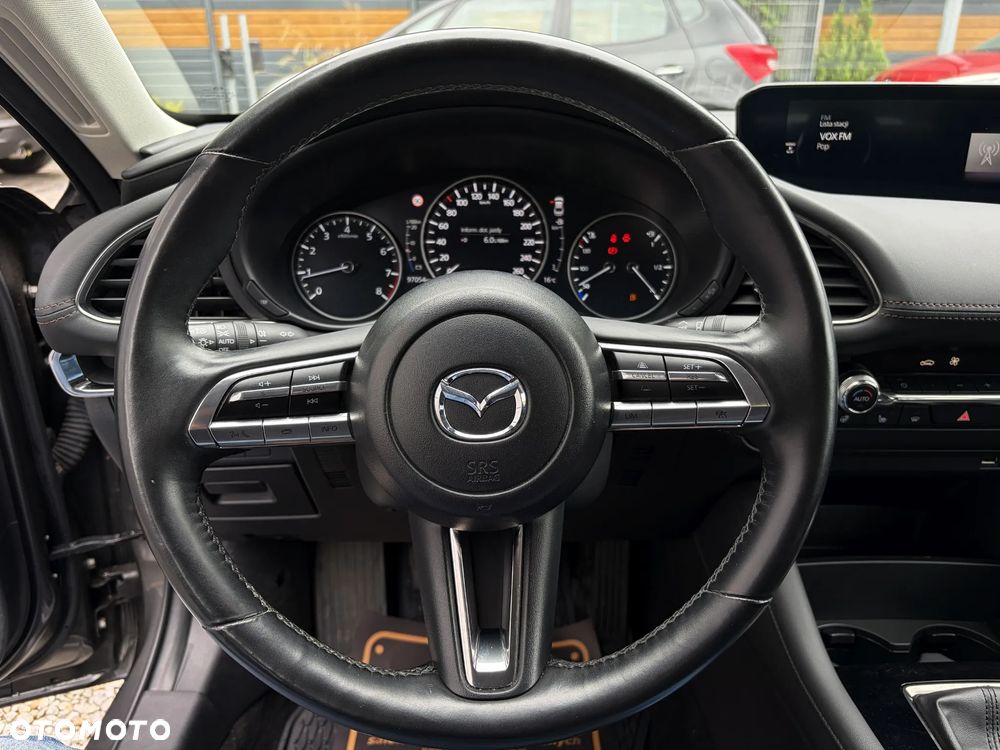 Mazda 3 e-SKYACTIV-G 2.0 M HYBRID 150 - 21