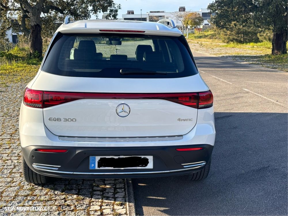 Mercedes-Benz EQB 300 4Matic - 18