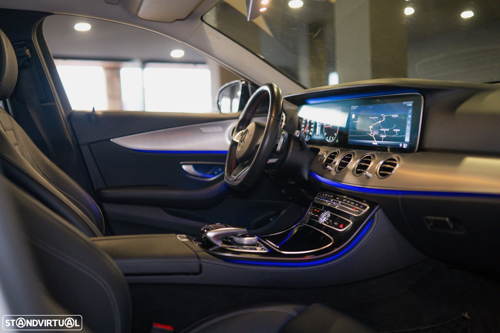 Mercedes-Benz E 220 d AMG - 11