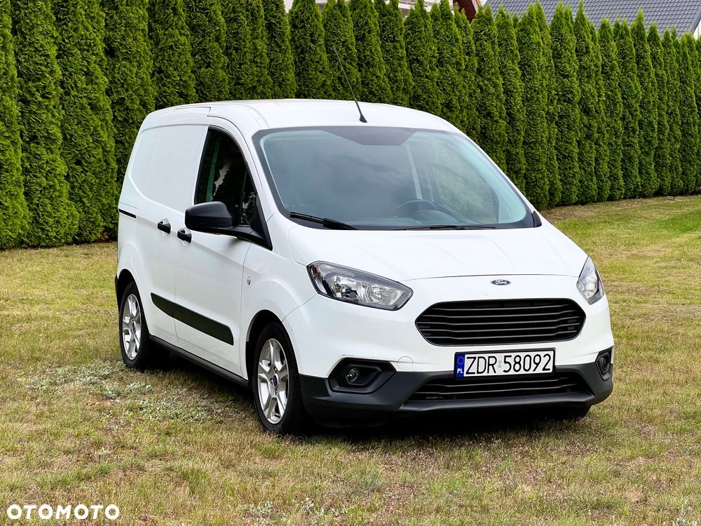 Ford Transit Courier - 1
