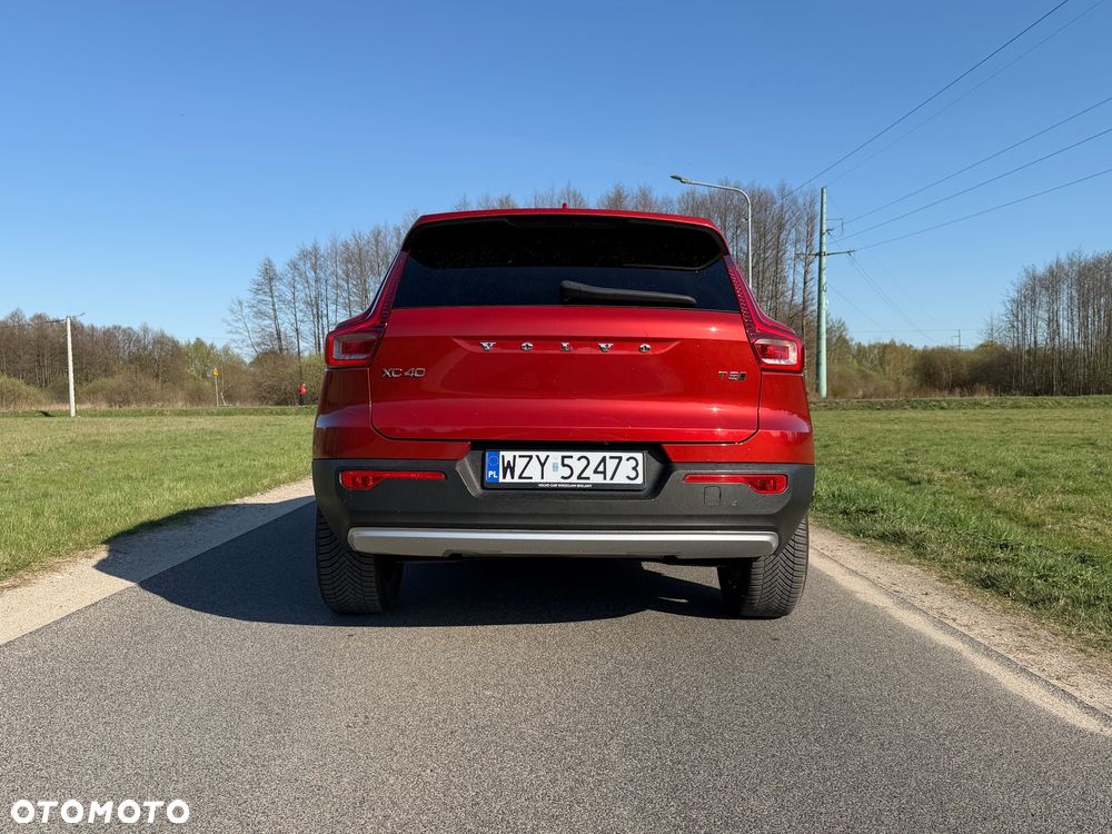 Volvo XC 40 T5 AWD Geartronic Momentum Pro - 10