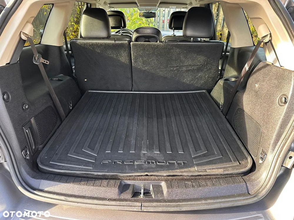 Fiat Freemont 2.0 Multijet Lounge AWD - 18