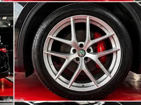 Alfa Romeo Stelvio - 15