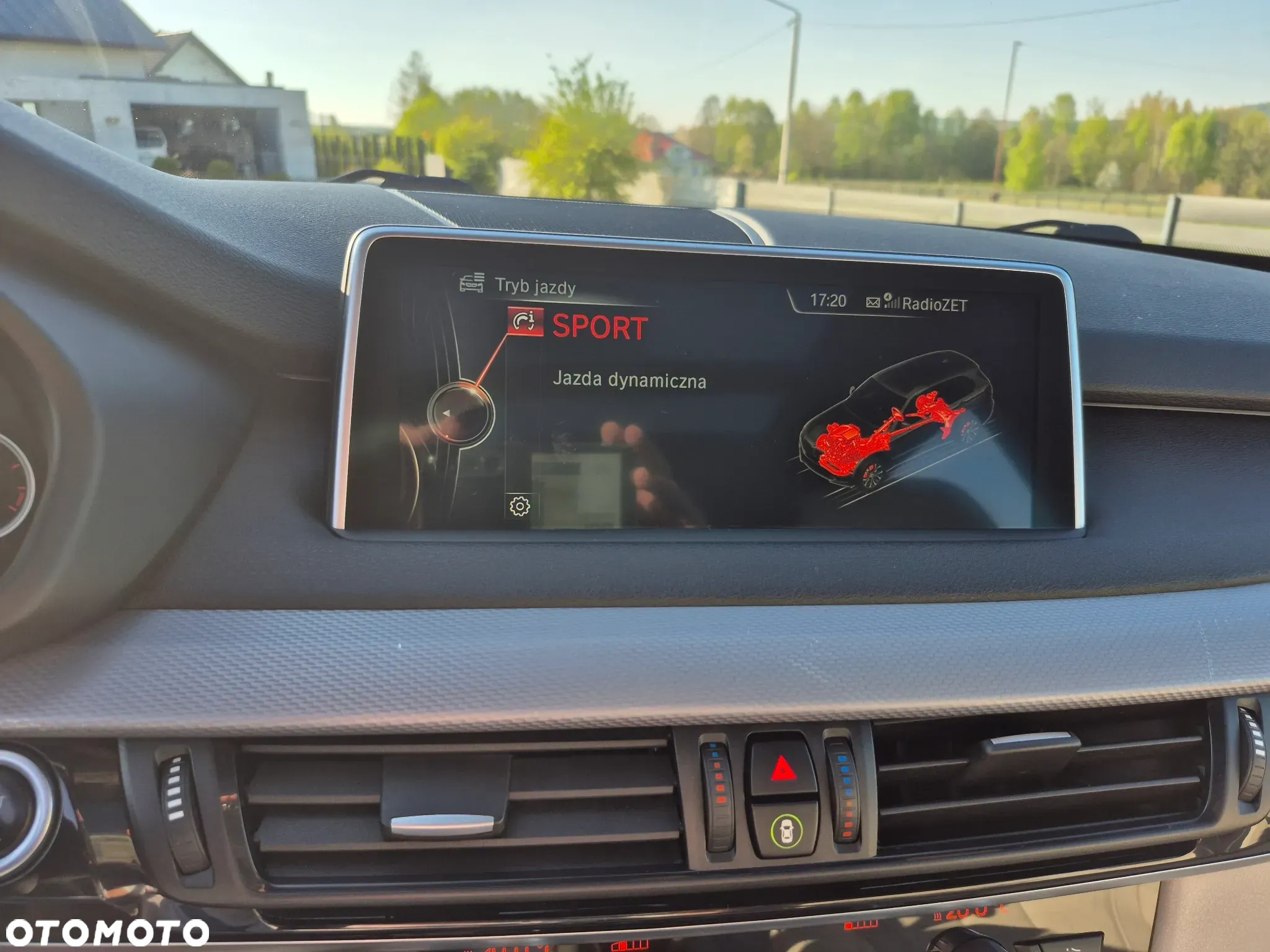 BMW X5 M M50d - 27