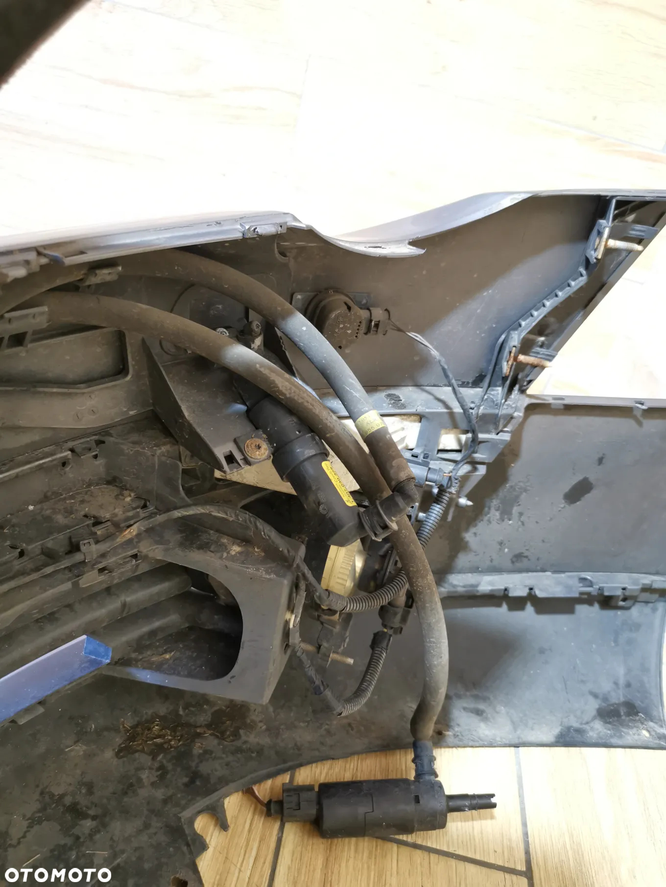 VW Passat B6 Zderzak Przedni Xenon Spryski PDC - 13