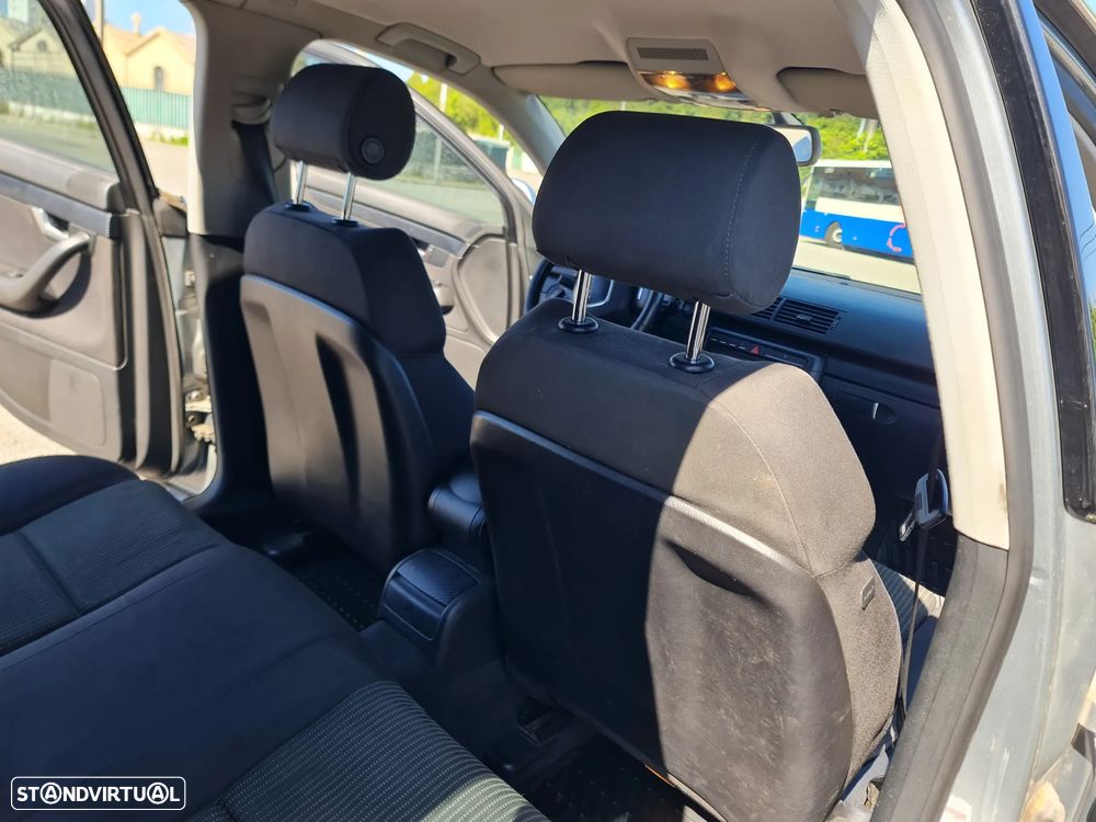 Audi A4 Avant 2.0 TDI Sport - 7