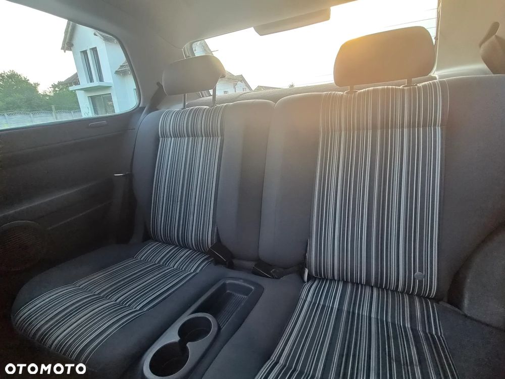 Volkswagen Fox - 10