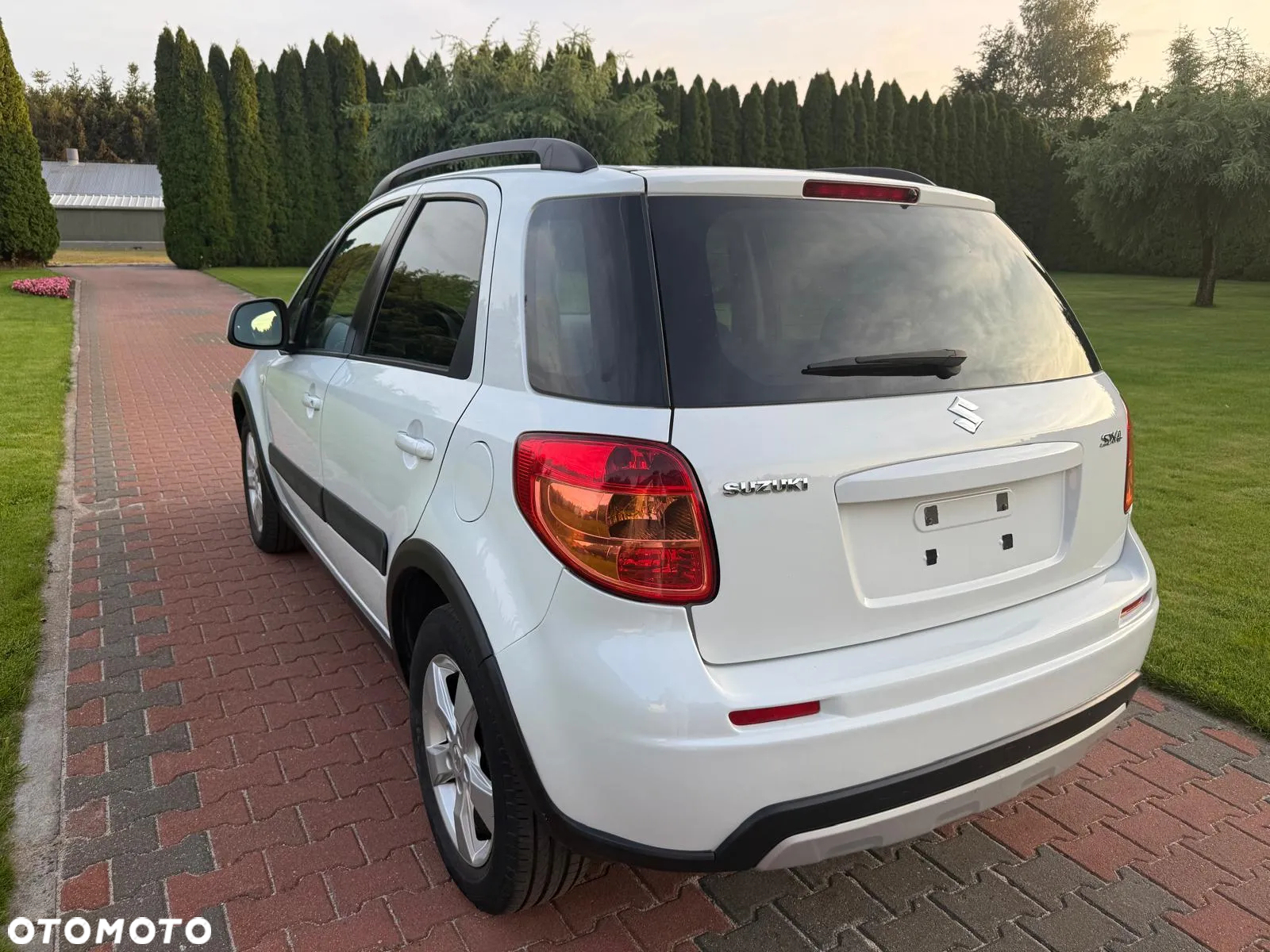 Suzuki SX4 - 4