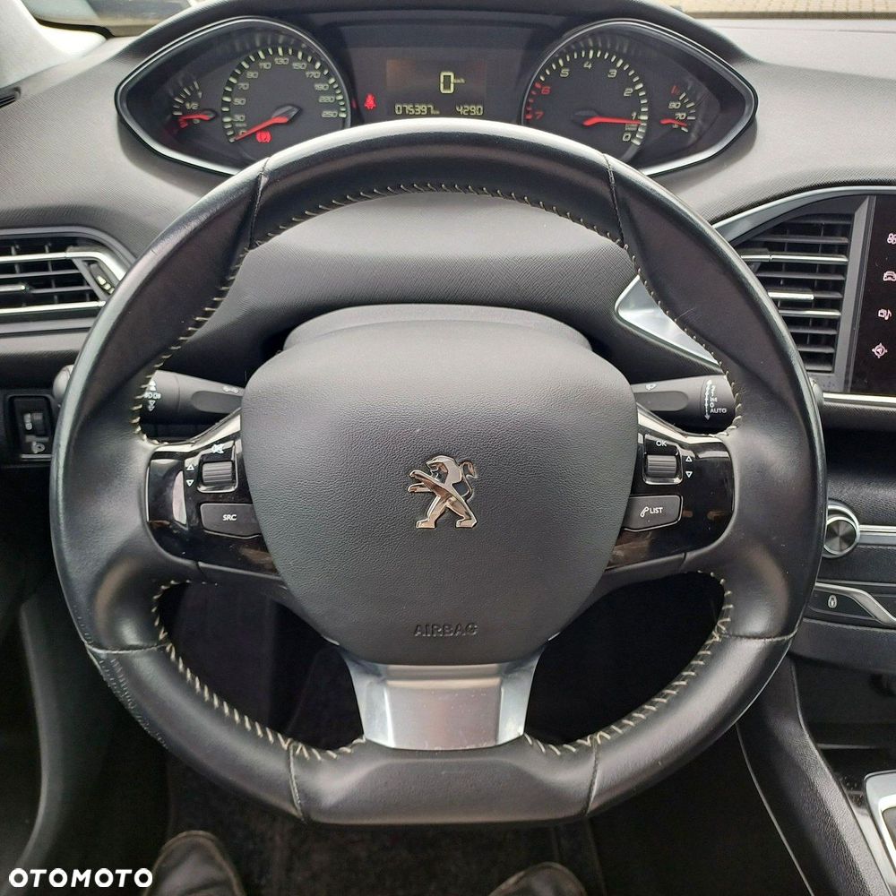 Peugeot 308 - 10