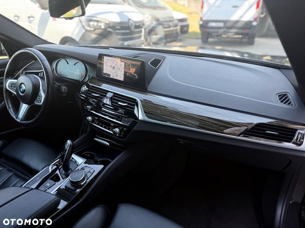 BMW Seria 5 - 33