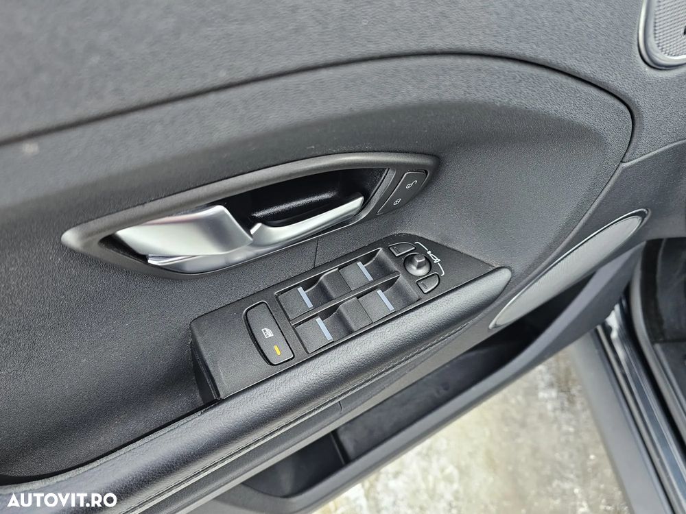 Land Rover Range Rover Evoque - 26