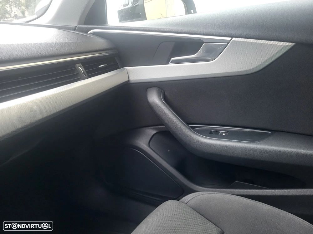 Audi A4 Avant 2.0 TDI Sport - 9