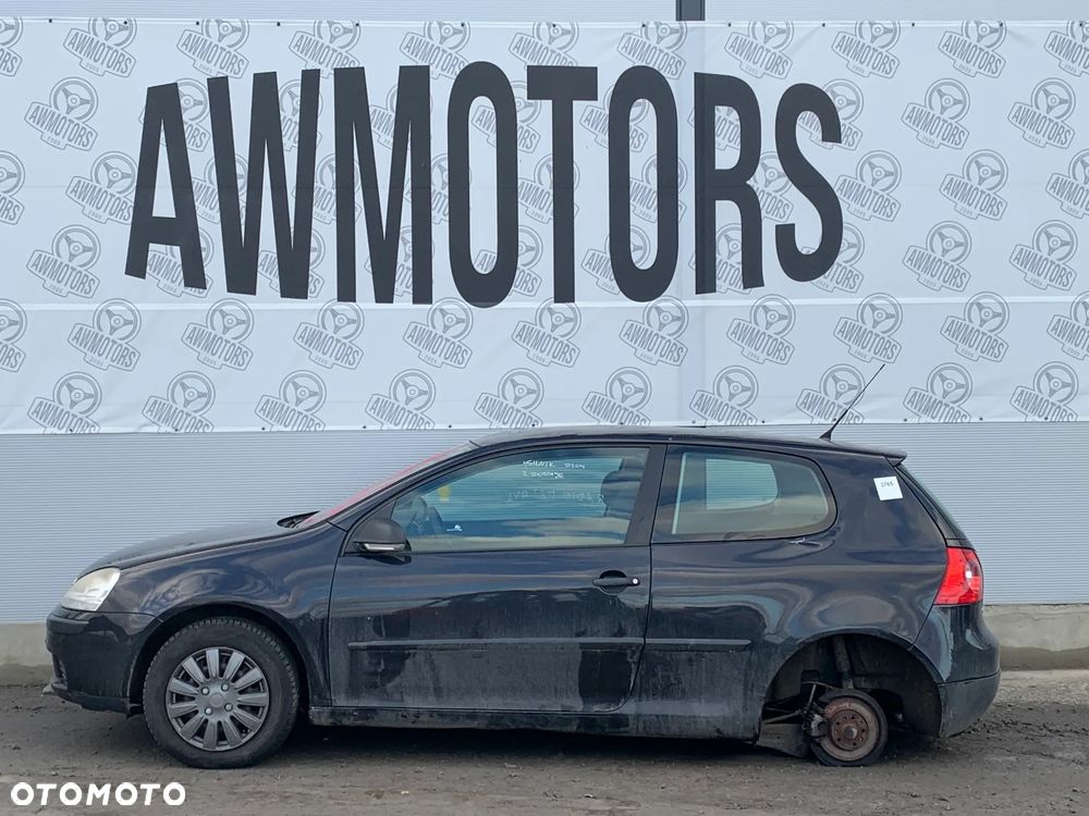 VOLKSWAGEN GOLF 5 VI 2007 *SAMOCHÓD NA CZĘŚCI* 3765 MASKA, LAMPA, DRZWI, LUSTERKO, ZDERZAK, GRILL, BŁOTNIK, KLAPA, BELKA, DESKA, FOTELE, KANAPA, ĆWIARTKA KIEROWNICA, TARCZE, ZACISKI, ZAWIESZENIE, KOMPLETNY PRZÓD, KOMPLETNY TYŁ, LICZNIK, ZEGARY, PRAWE LEWE PRZÓD TYŁ - 1