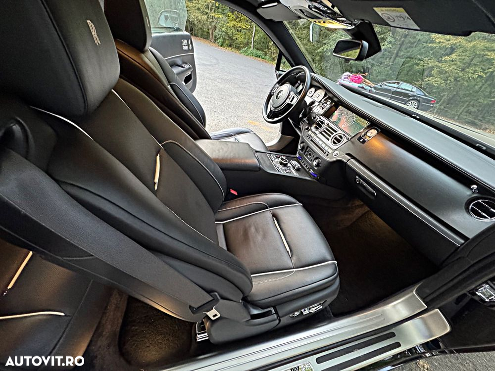 Rolls-Royce Wraith Black Badge - 13