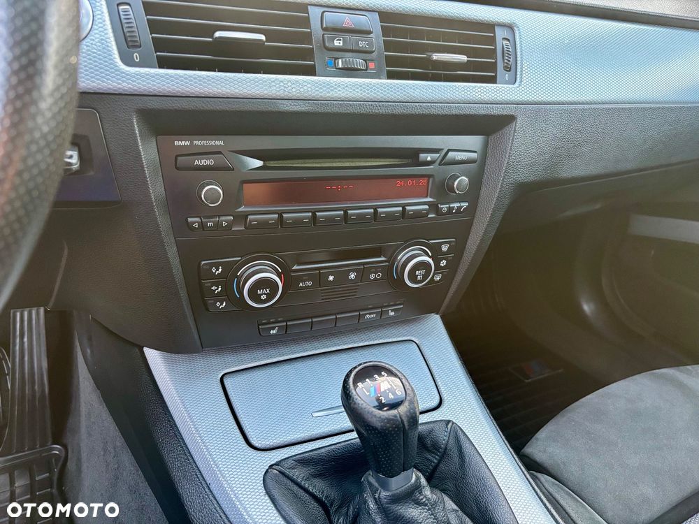 BMW Seria 3 320d - 17