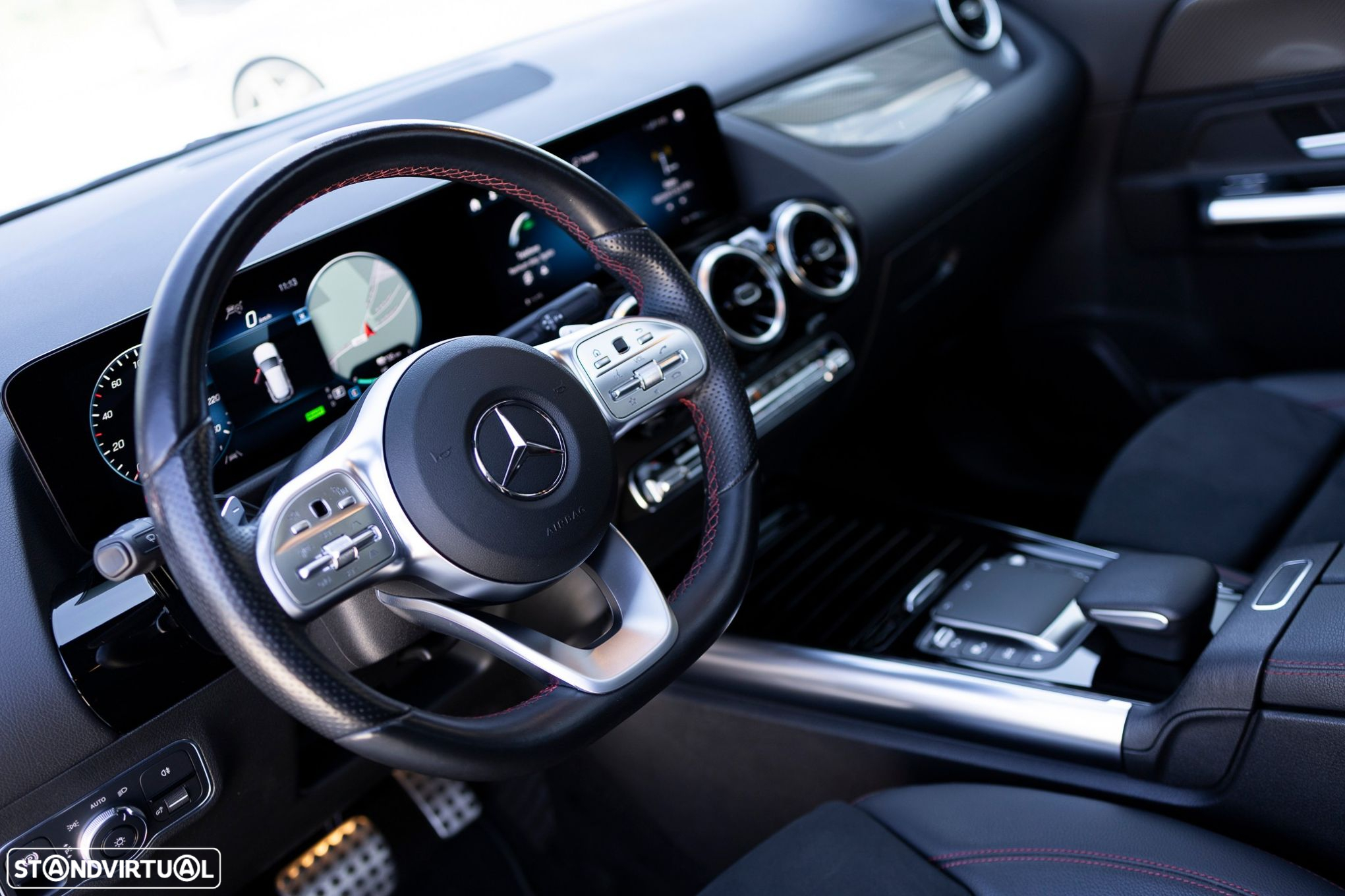 Mercedes-Benz GLA 250 e AMG Line - 14
