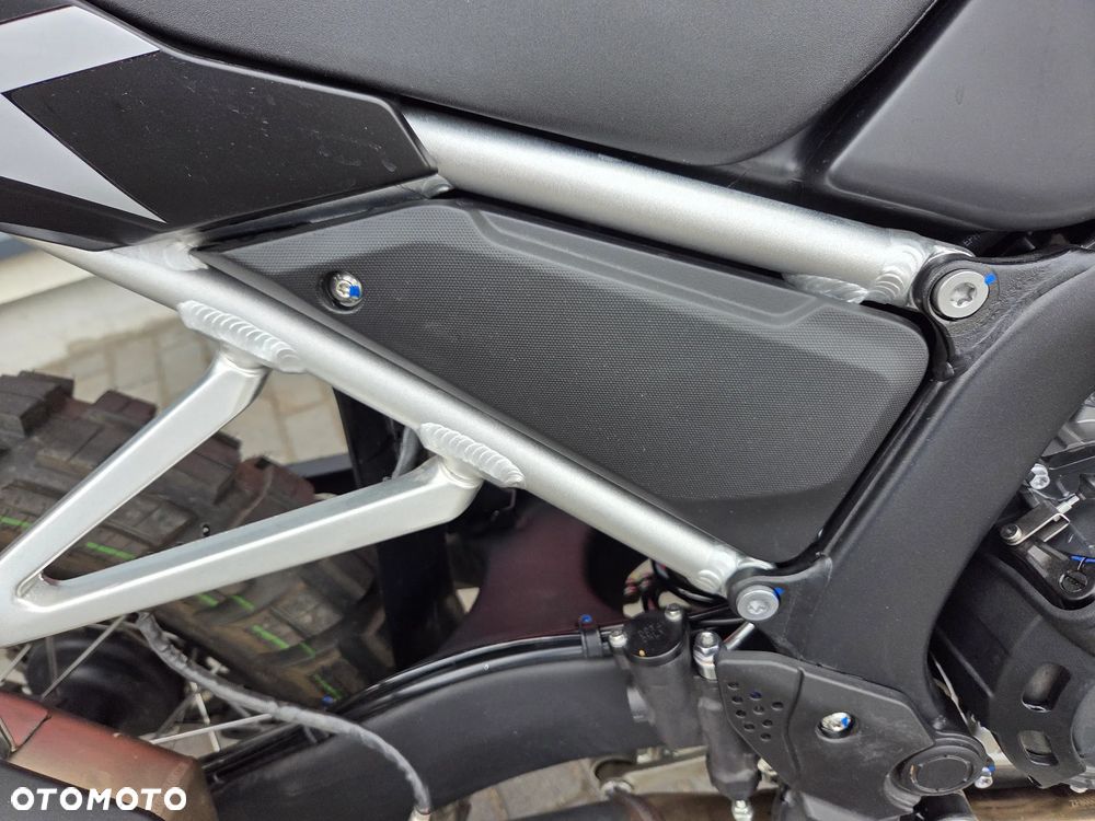 KOVE 800X Rally - 18