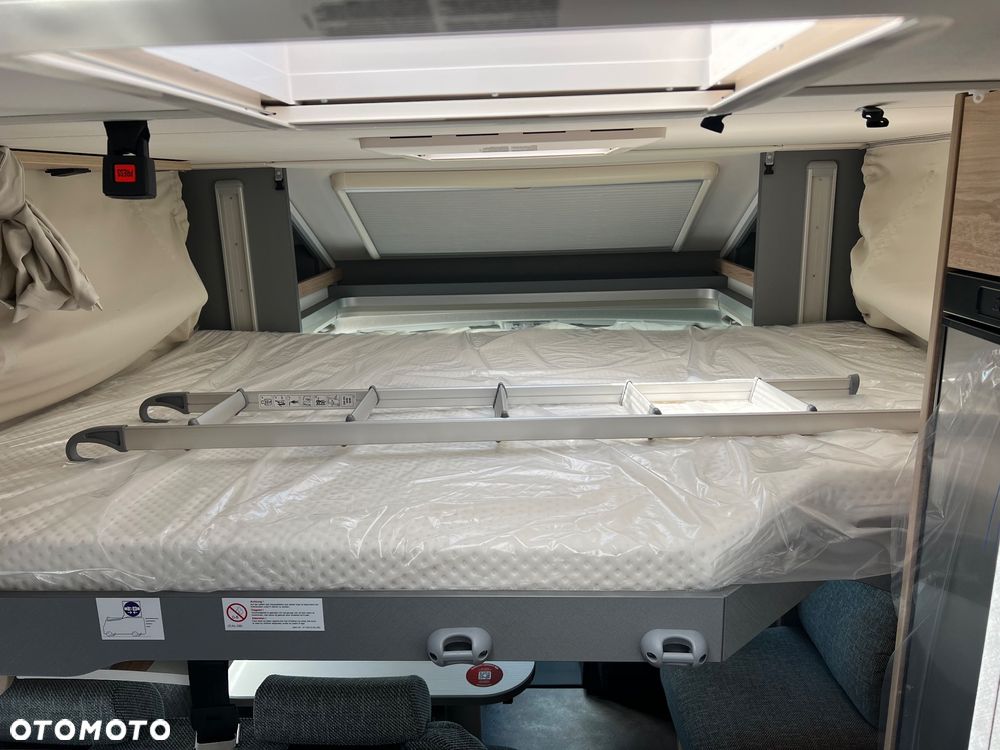 Dethleffs Just Camp 7052 EB - 18