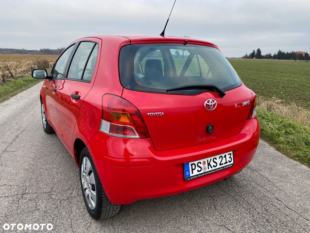 Toyota Yaris 1.33 Luna - 6