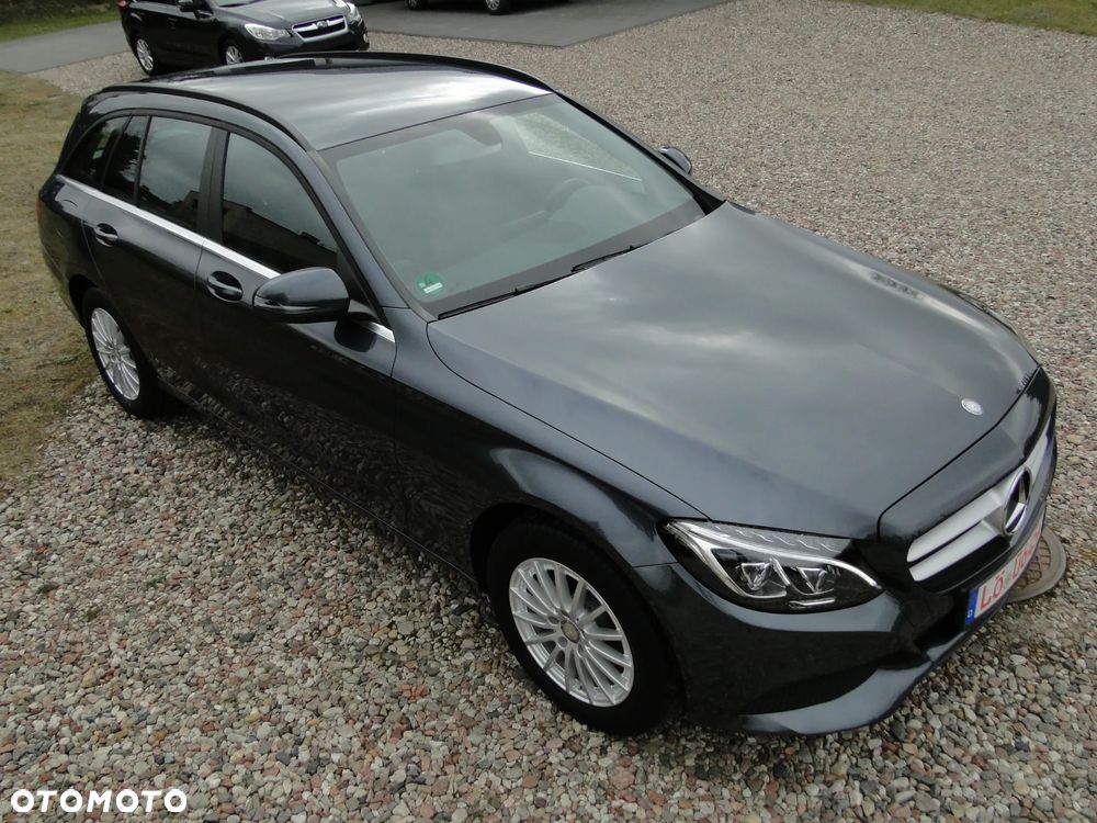 Mercedes-Benz Klasa C 200 7G-TRONIC Exclusive - 23