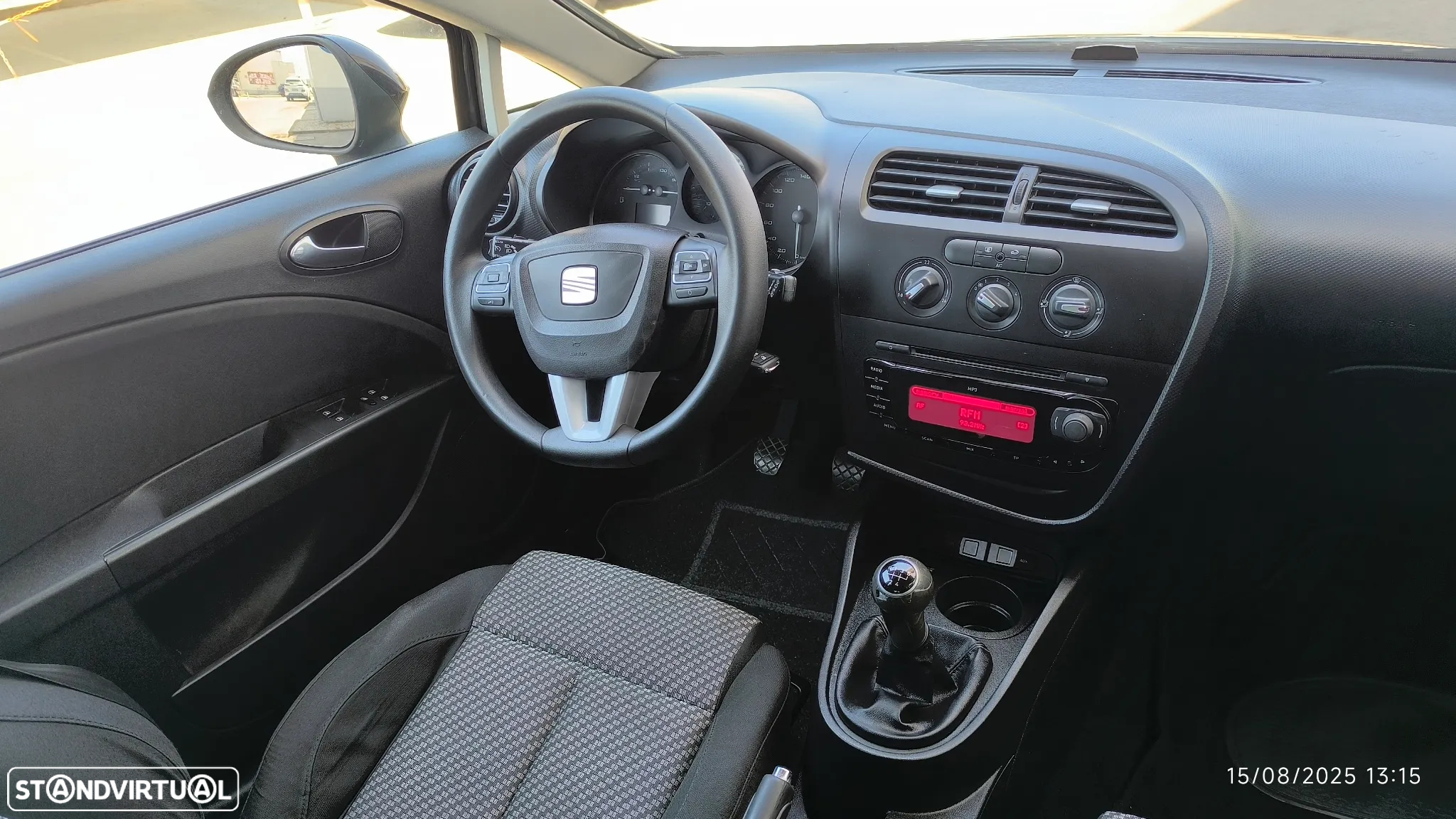 SEAT Leon 1.6 TDI Good Stuff - 45