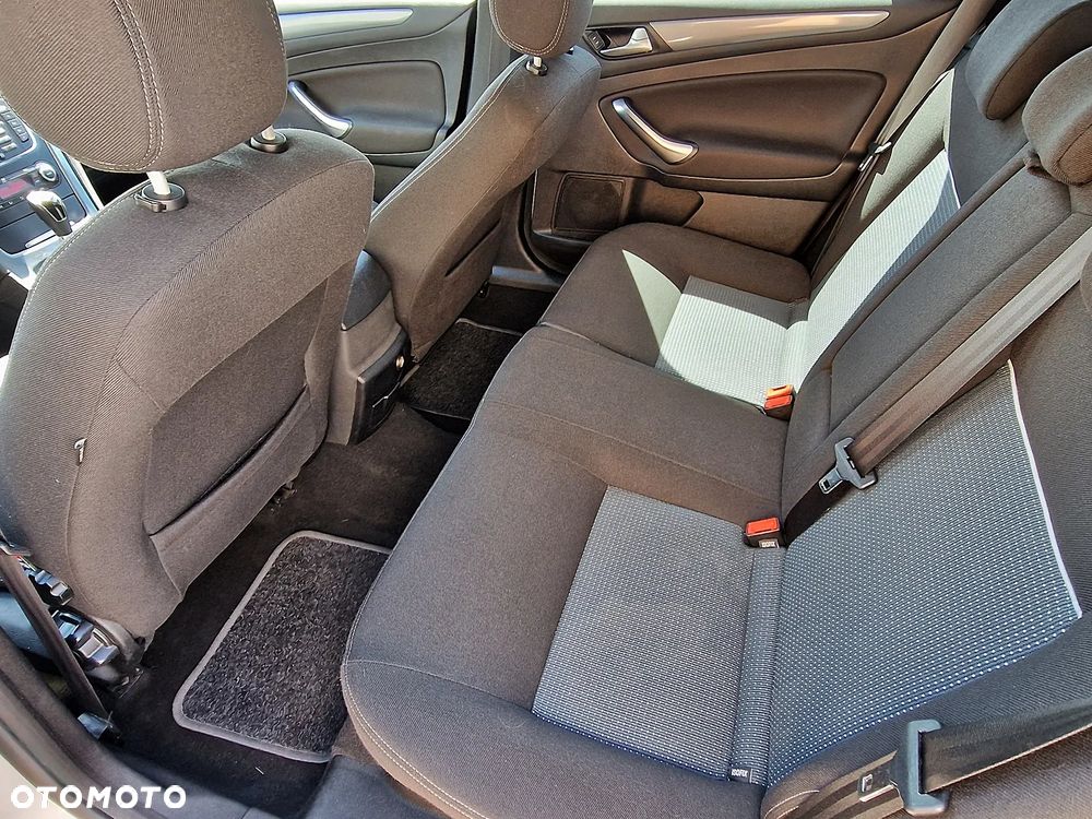 Ford Mondeo 2.0 TDCi Business Edition - 9