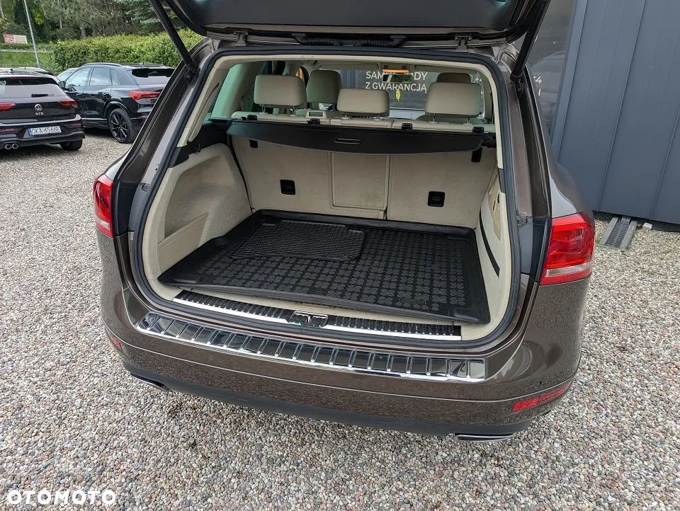 Volkswagen Touareg 3.0 V6 TDI Blue Motion DPF Automatik - 26