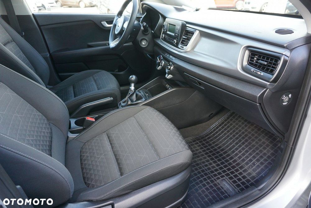 Kia Rio - 20