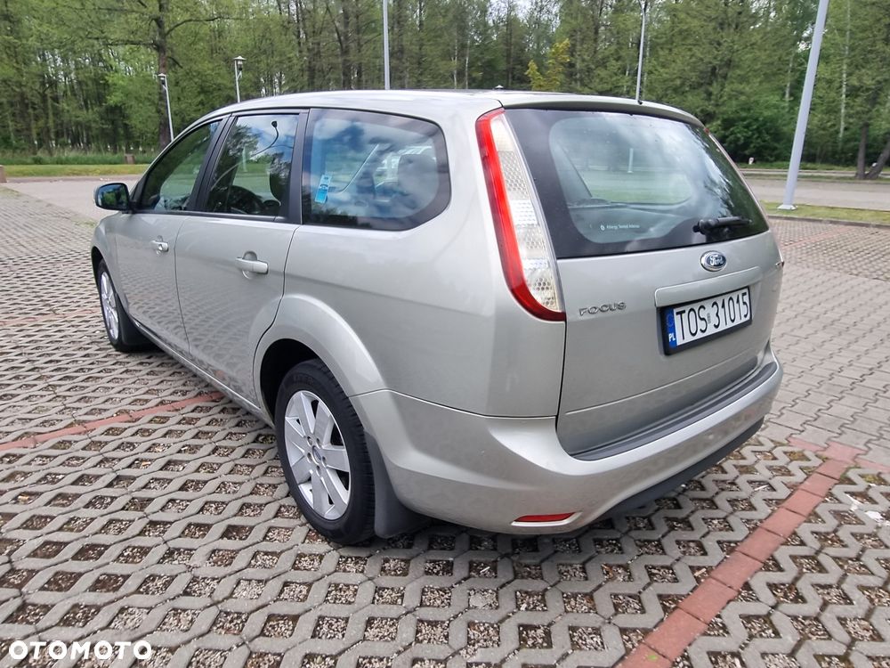 Ford Focus 1.8 TDCi Trend - 8