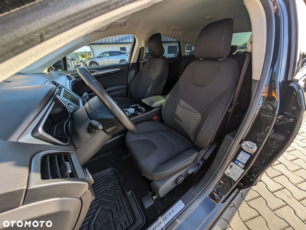 Ford Mondeo 2.0 TDCi Titanium - 34