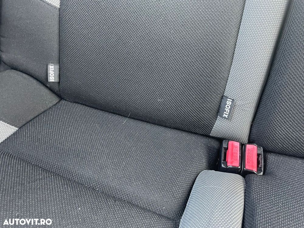 Peugeot 207 1.4E 16V Trendy - 13