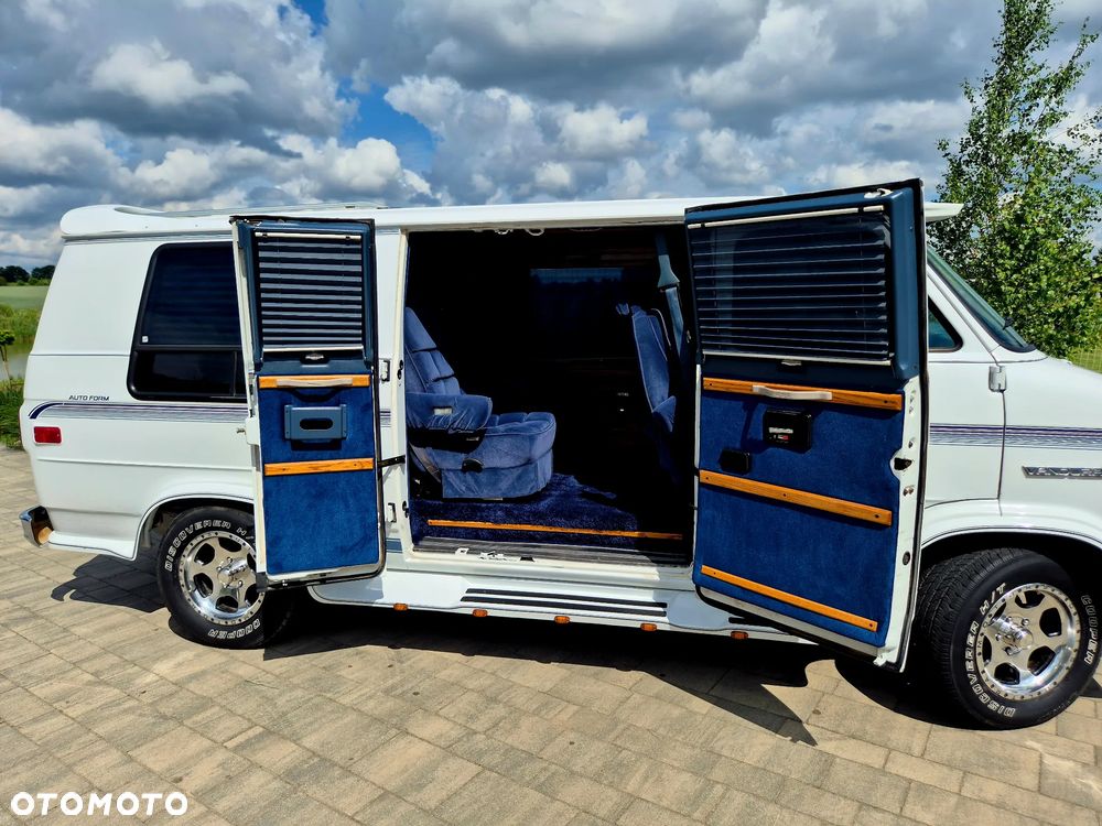 GMC Vandura - 12